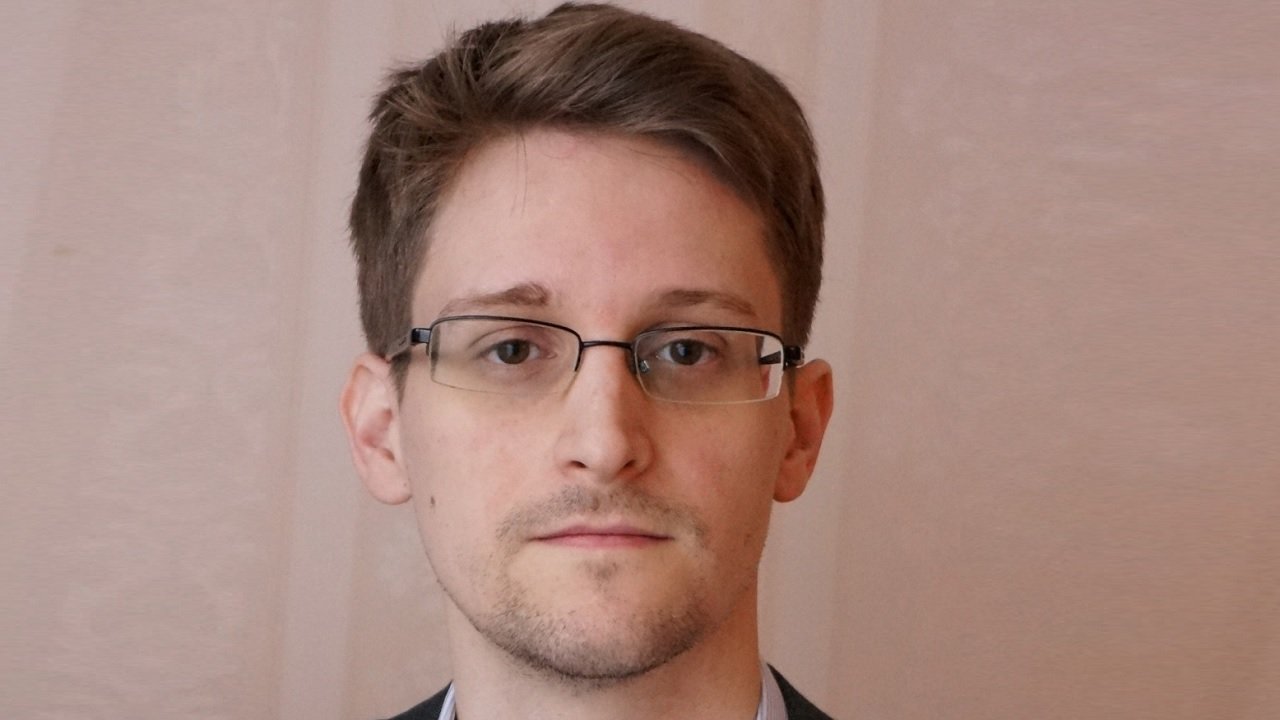 Edward Snowden Net Worth 2022 .